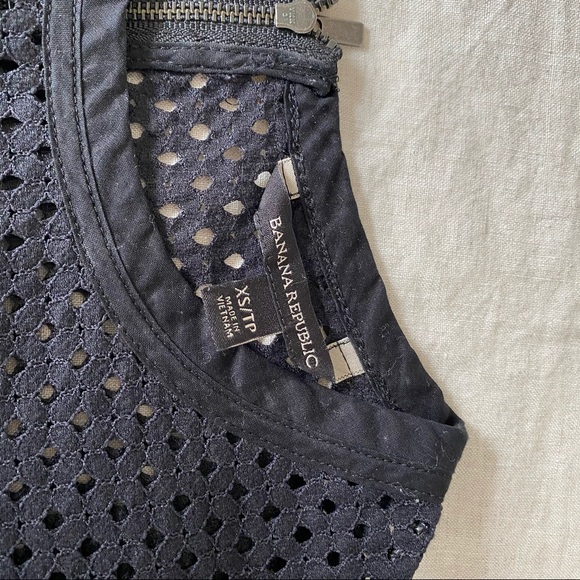 Banana Republic - Top - Picture 2 of 3